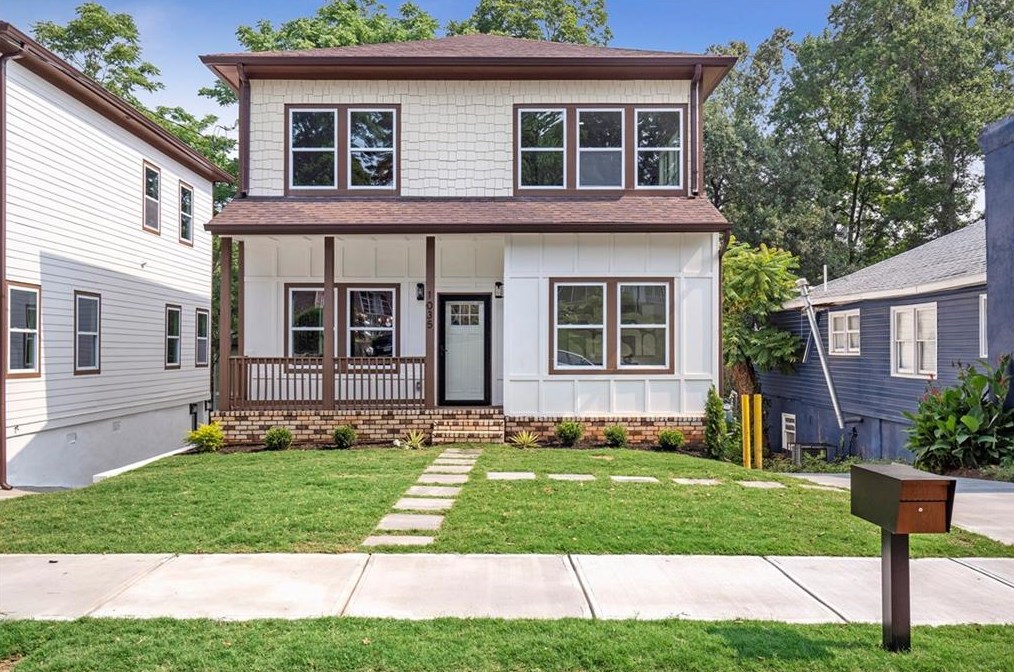 1035 Westmoor Dr, Atlanta GA  30314-2822 exterior