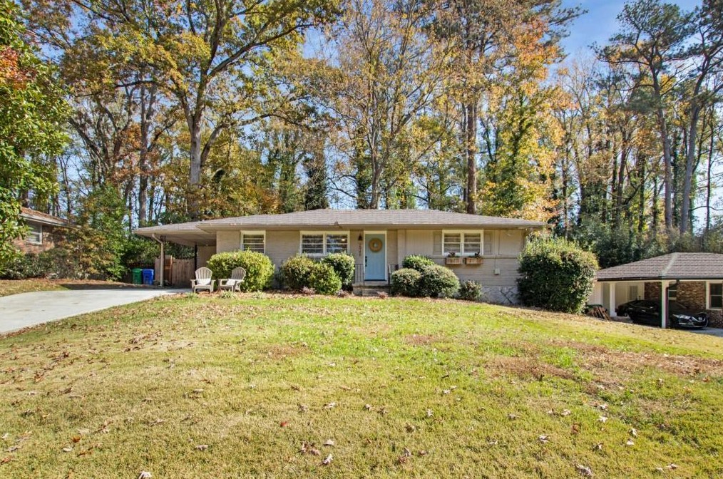 2949 Mount Olive Dr, Decatur GA  30033-3013 exterior