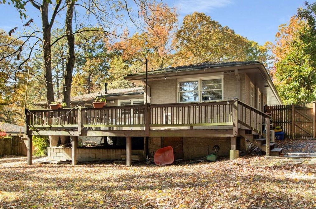 2949 Mount Olive Dr, Decatur GA  30033-3013 exterior