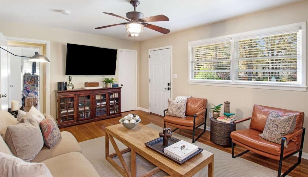 2949 Mount Olive Dr, Decatur GA  30033-3013 exterior