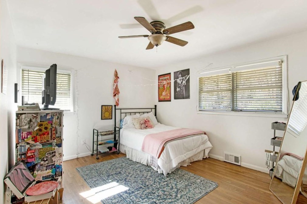 2949 Mount Olive Dr, Decatur GA  30033-3013 exterior