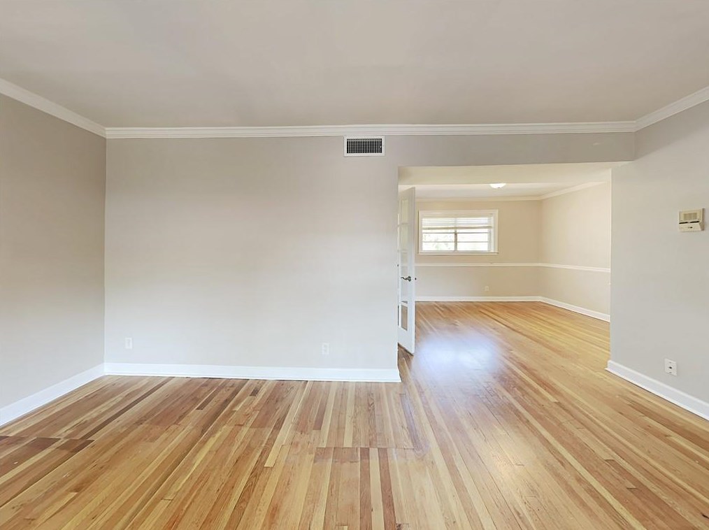3660 Peachtree Rd Ne Apt B4, Atlanta, GA 30319