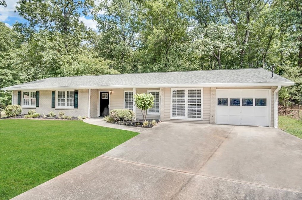 1496 Indian Forest Ct, Stone Mountain, GA 30083