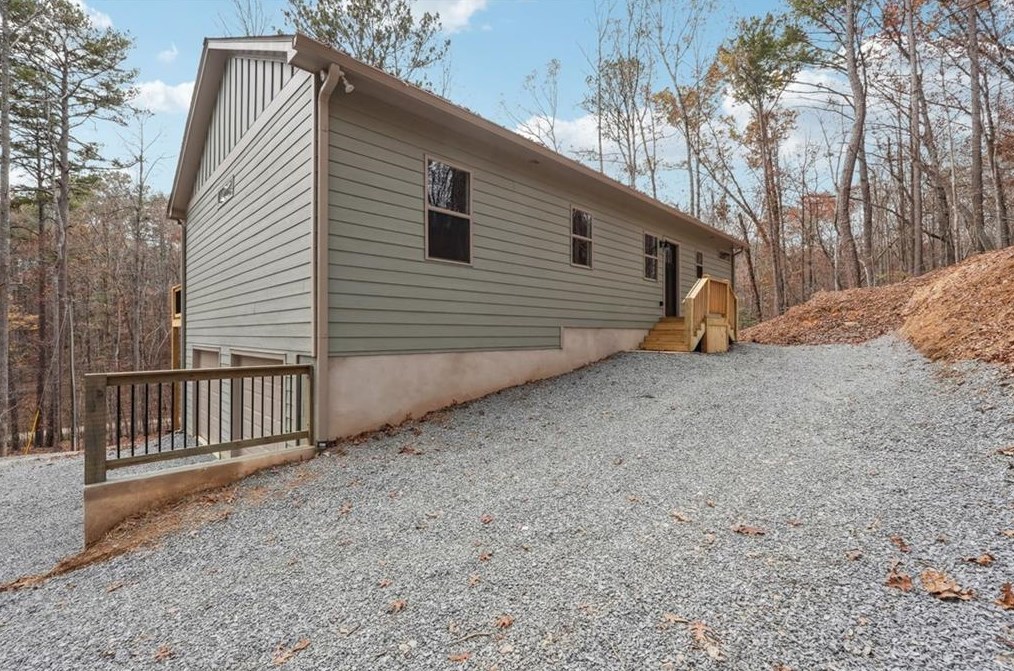 228 Pasha Dr, Ellijay, GA 30540