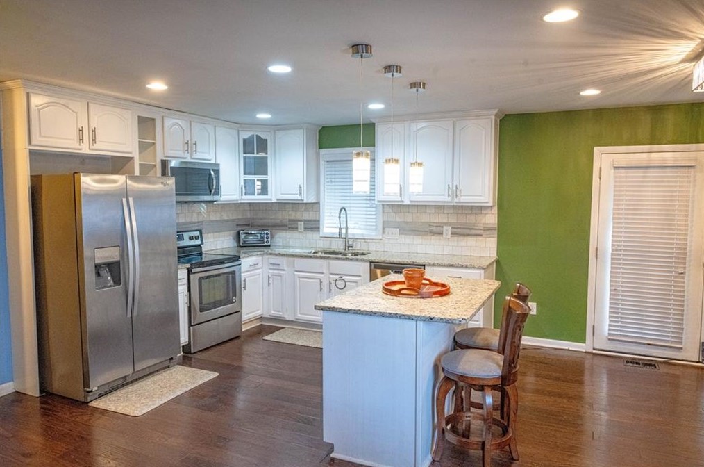 3772 Stanford Cir, Decatur GA  30034-6127 exterior