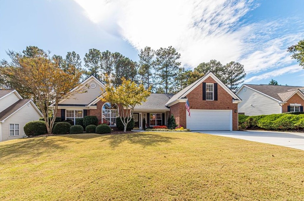 2473 Oak Bluff Dr, Dacula, GA 30019