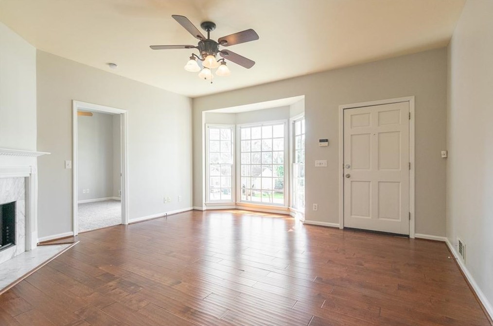 85 Sunny Ln, Commerce, GA 30529