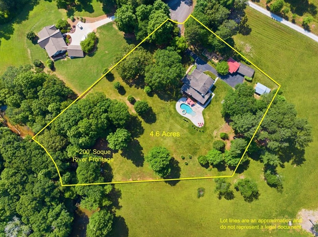 165 Soque Hills Dr, Clarkesville, GA 30523