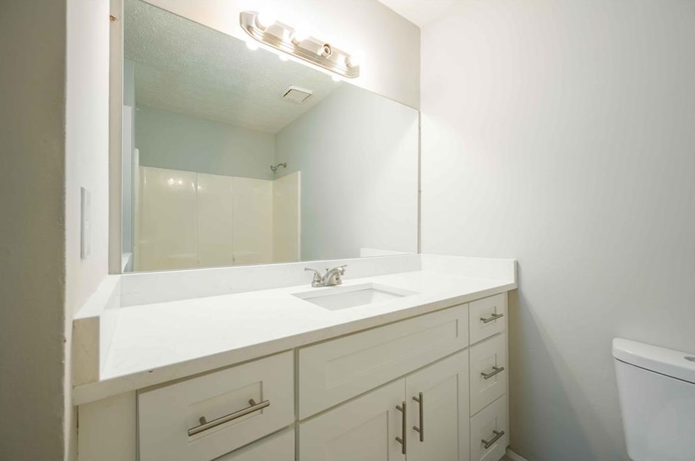 3413 Tarragon Dr, Decatur GA  30034-6212 exterior