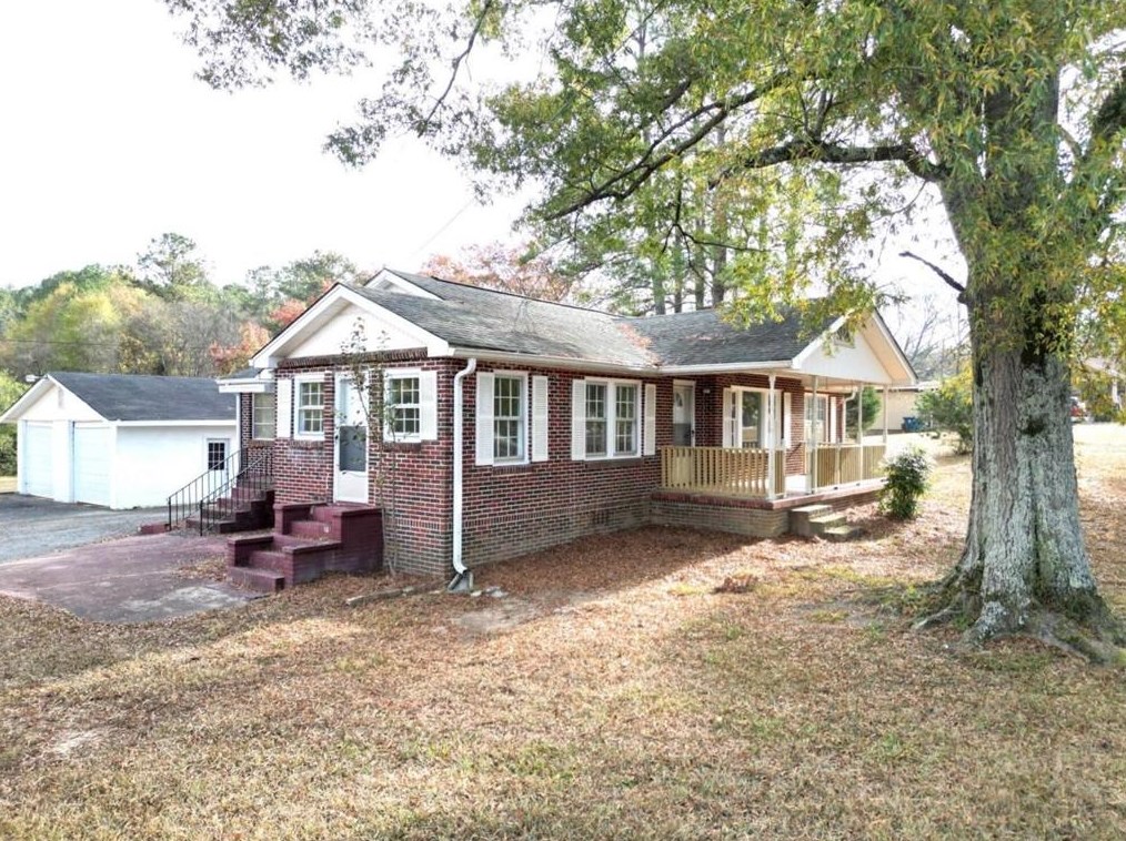 2286 Calhoun Rd, Rome GA  30161-8965 exterior