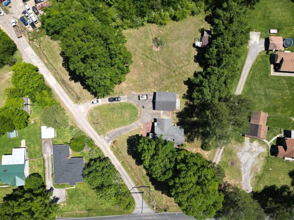 2286 Calhoun Rd, Rome GA  30161-8965 exterior