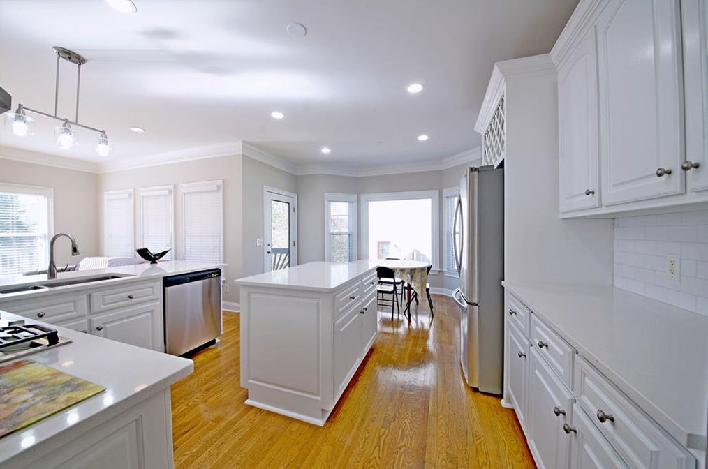 3030 Lauren Ct, Roswell, GA 30075-3974