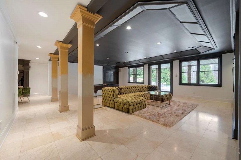 904 Carriage Path, Smyrna GA  30082-4761 exterior