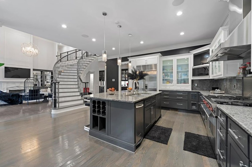 904 Carriage Path, Smyrna GA  30082-4761 exterior