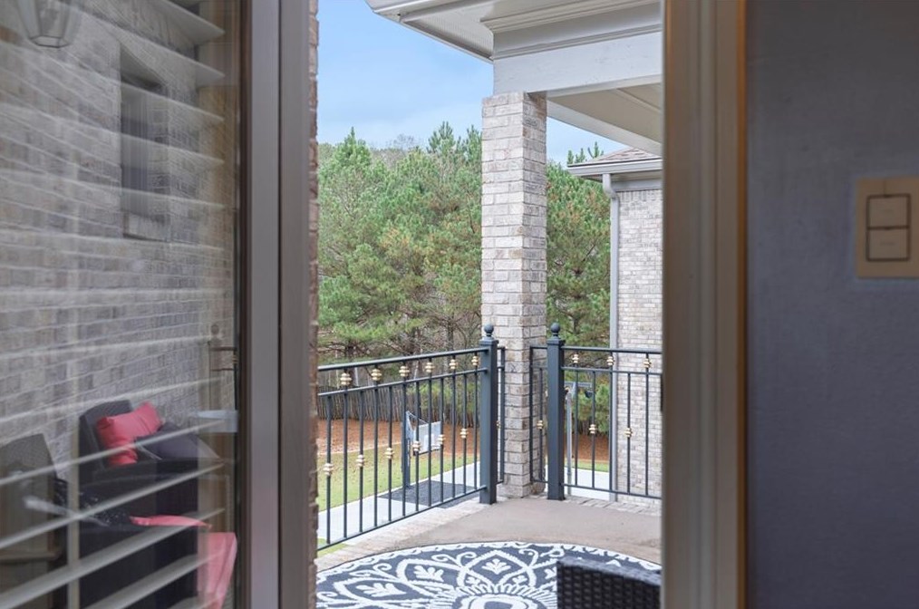 904 Carriage Path, Smyrna GA  30082-4761 exterior