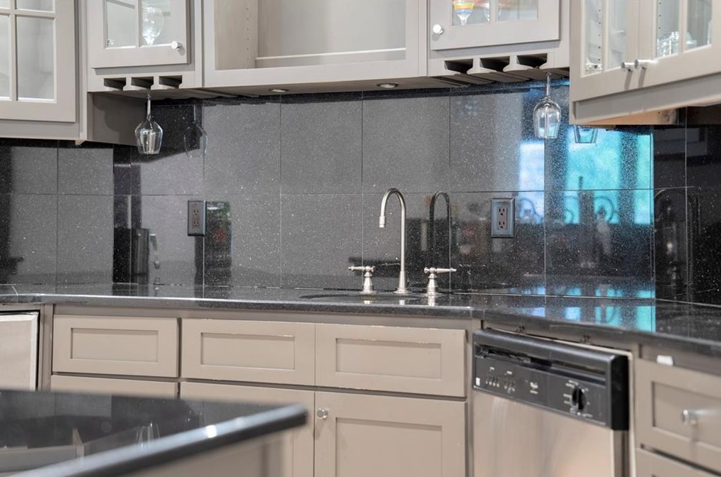 904 Carriage Path, Smyrna GA  30082-4761 exterior