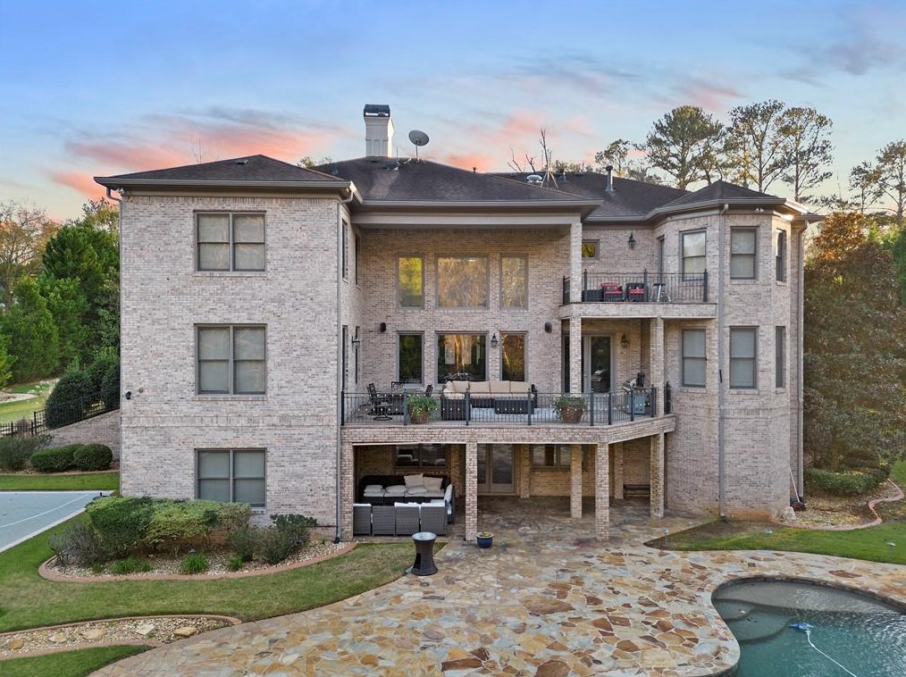 904 Carriage Path, Smyrna GA  30082-4761 exterior