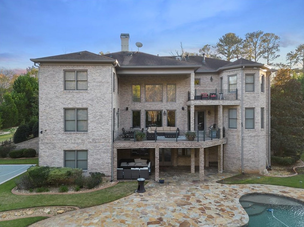 904 Carriage Path, Smyrna GA  30082-4761 exterior