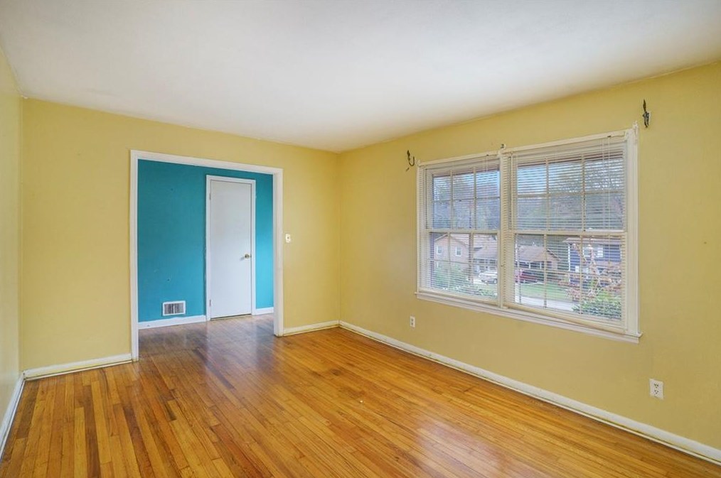 2071 Bluffton Way, Decatur GA  30035-2306 exterior