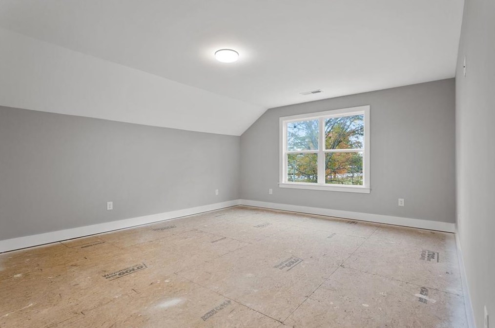 1572 Hawthorne Ave, Smyrna GA  30080-2140 exterior