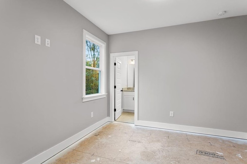 1572 Hawthorne Ave, Smyrna GA  30080-2140 exterior