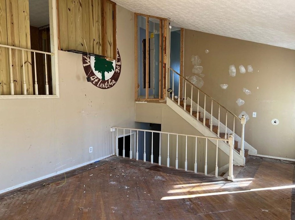 5070 Alabama Ne, Holly Springs, GA 30188