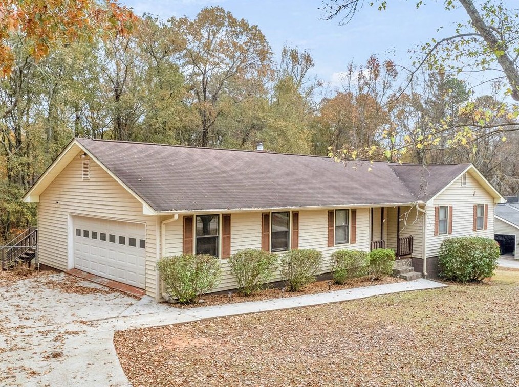 430 Southmoor Cir, Stockbridge, GA 30281