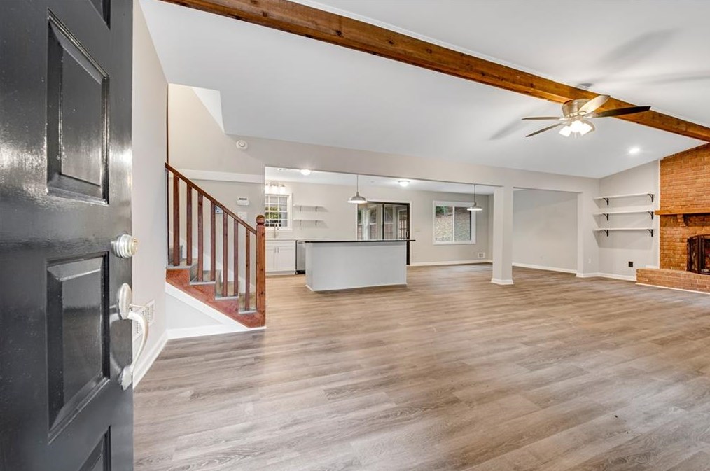 4370 Old Mabry Ln, Roswell, GA 30075