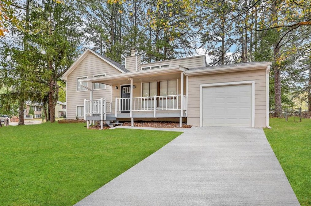 6433 Boyett Dr, Norcross, GA 30093