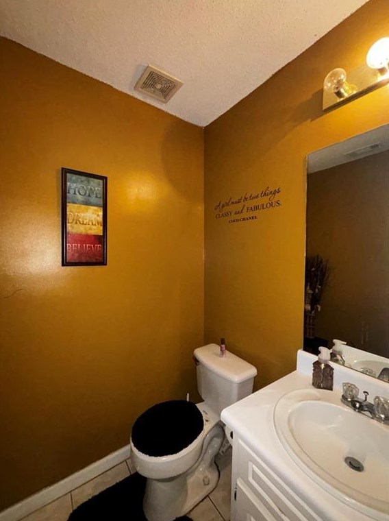 3797 Soapstone Rd, Decatur GA  30034-6912 exterior