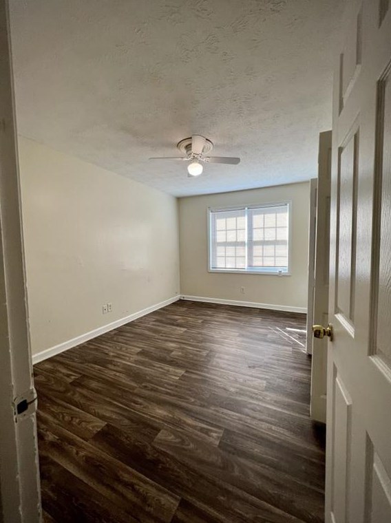 360 Winding River Dr, Atlanta GA 30350-1937 exterior