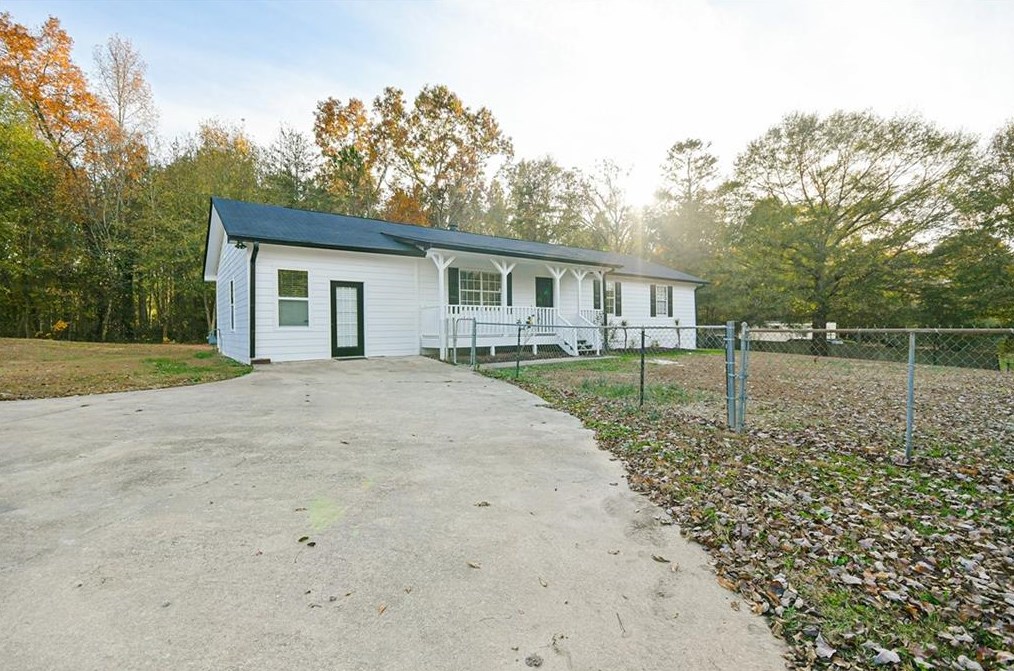 6006 Hwy 52, Gillsville, GA 30543