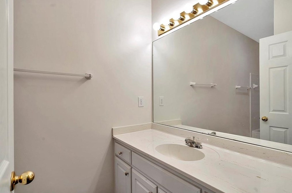 1505 Peachcrest Dr, Lawrenceville GA  30043-2875 exterior