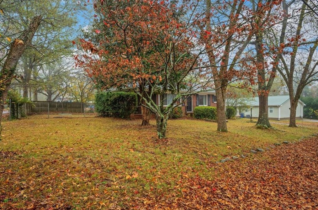 169 Woodlawn Ave, Winder GA  30680-1851 exterior
