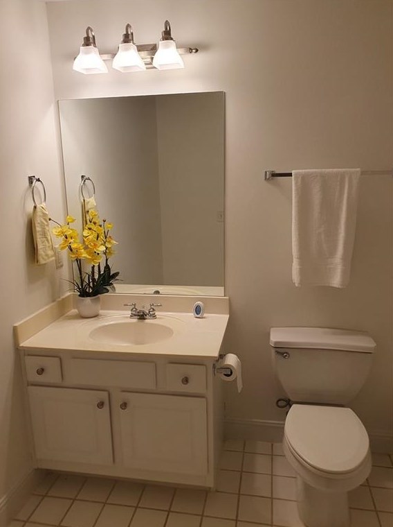 2550 Manor Walk, Decatur GA  30030-1659 exterior