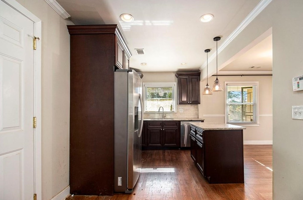 1916 Valencia Rd, Decatur GA  30032-5272 exterior