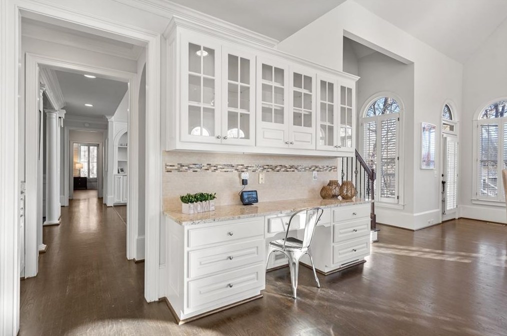 340 Falls Point Trl, Alpharetta GA  30022-8470 exterior