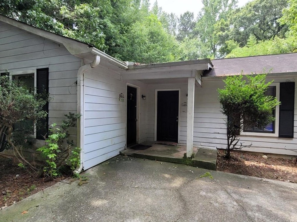 1105 S Gordon Rd, Austell, GA 30168