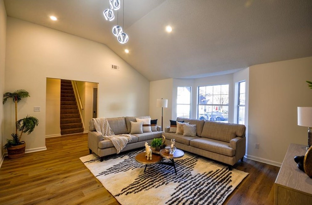 2305 Creekview Trl, Decatur GA  30035-3651 exterior