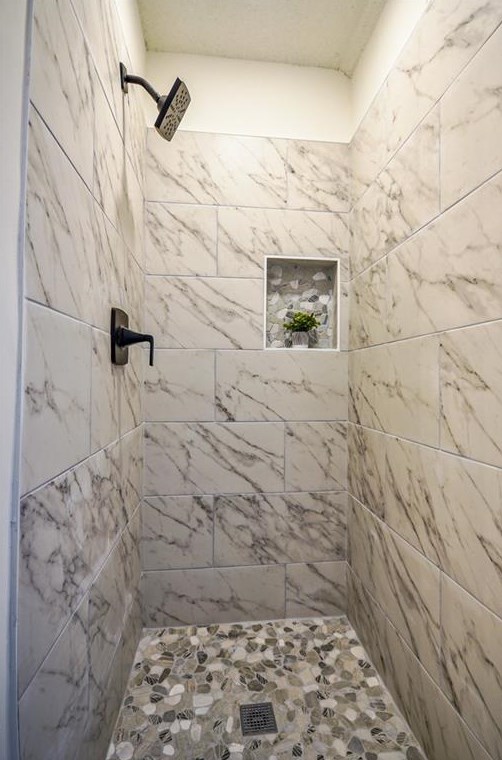 2305 Creekview Trl, Decatur GA  30035-3651 exterior