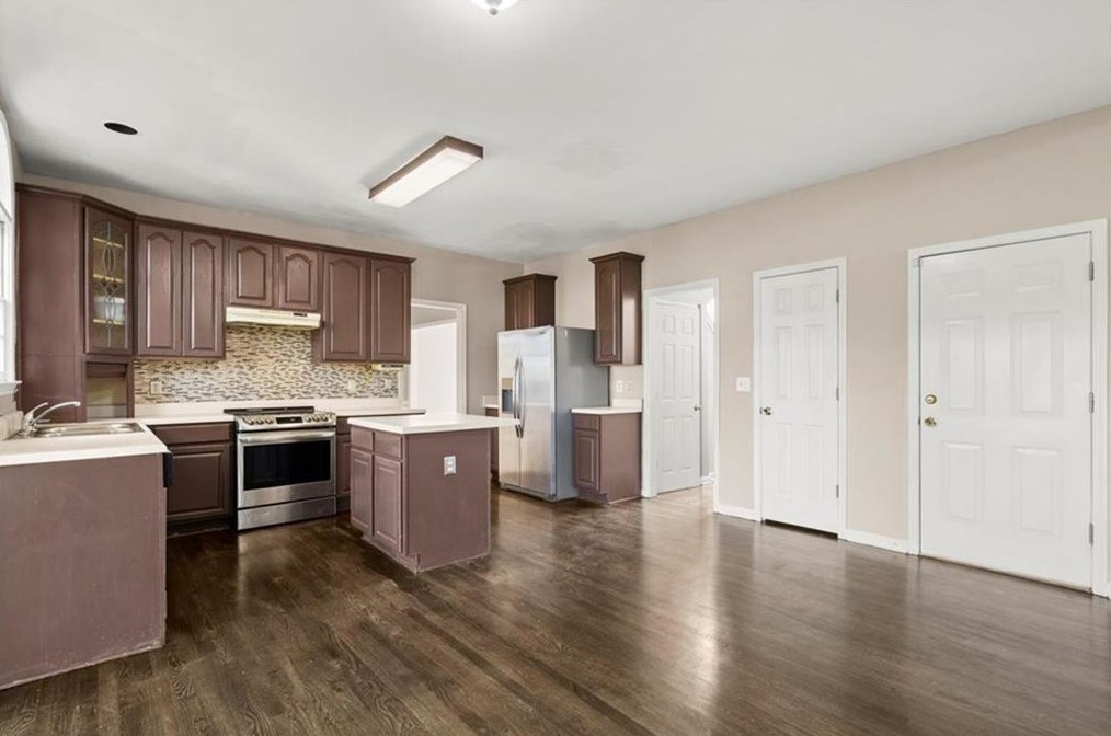 2125 Sweetbirch Trl, Lawrenceville GA  30044-4564 exterior