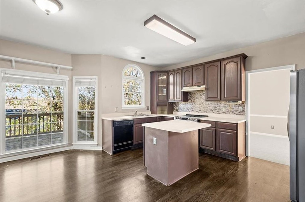 2125 Sweetbirch Trl, Lawrenceville GA  30044-4564 exterior