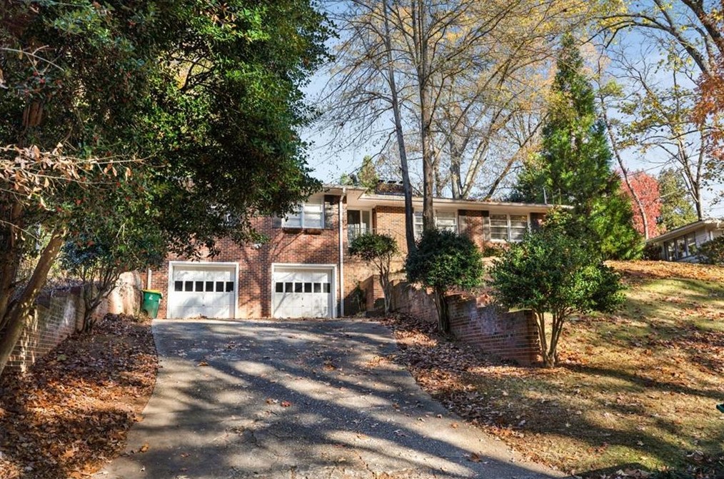 636 Pauley Pl, Atlanta, GA 30328
