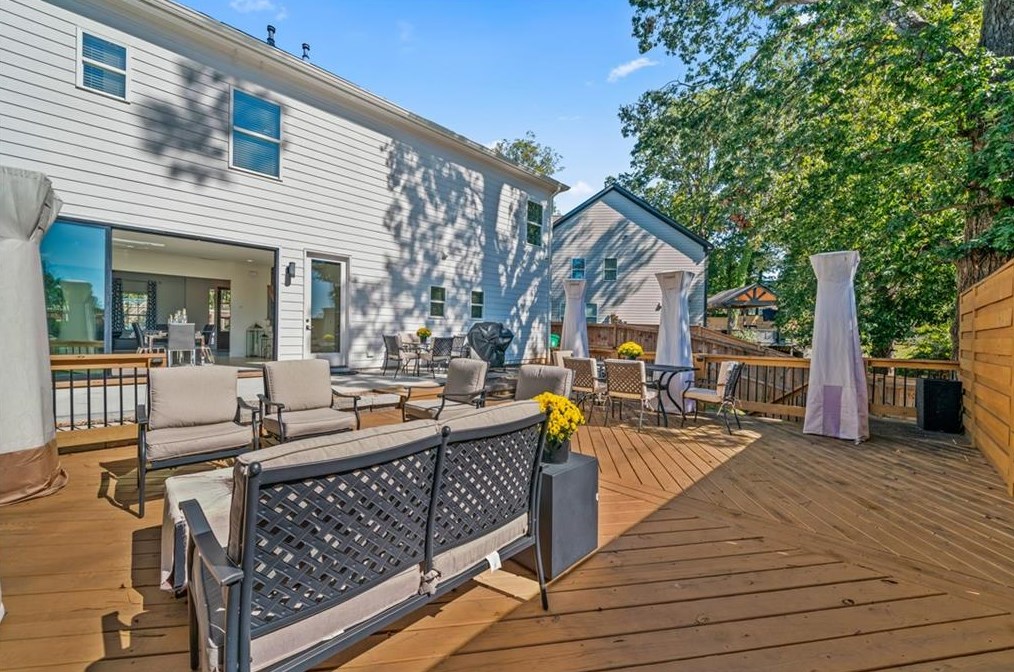 2357 Preston Park Ct, Decatur GA  30032-5200 exterior