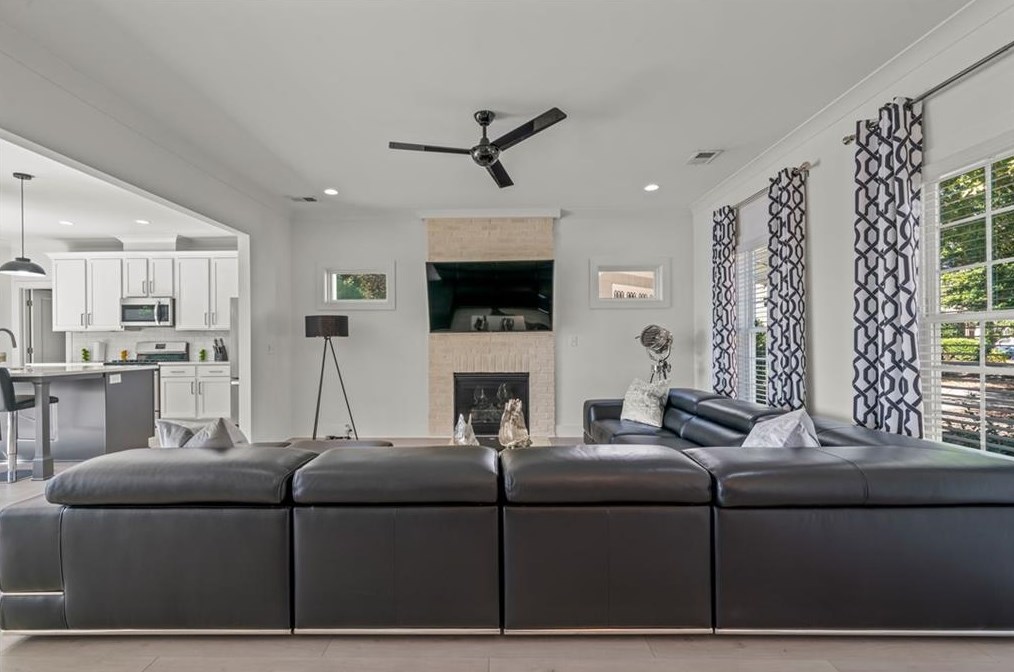 2357 Preston Park Ct, Decatur GA  30032-5200 exterior