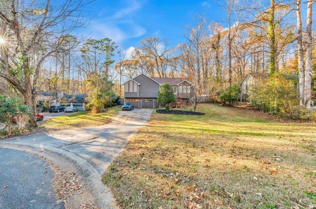 6213 Emerald Springs Dr, Acworth, GA 30102-2763