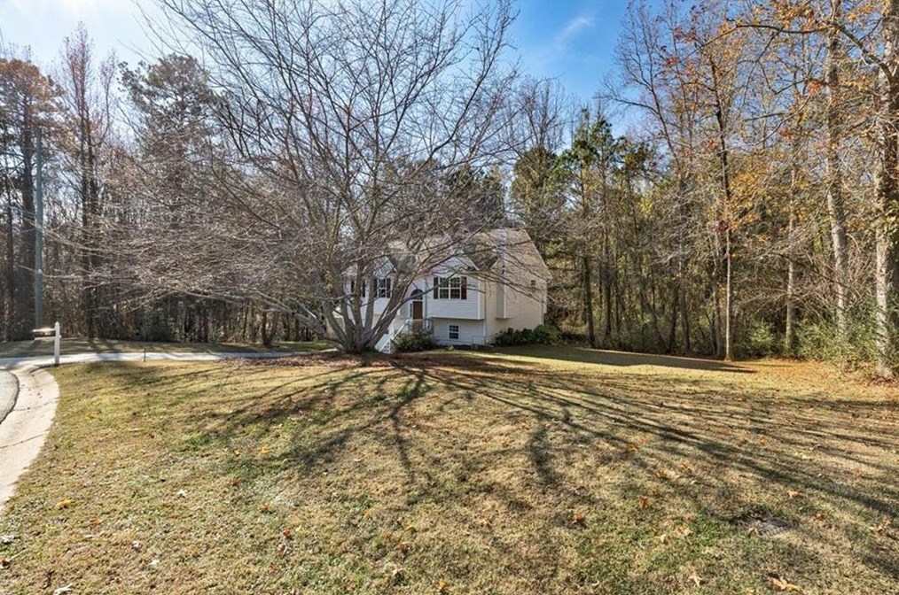 279 Fairview Dr, Dallas, GA 30157