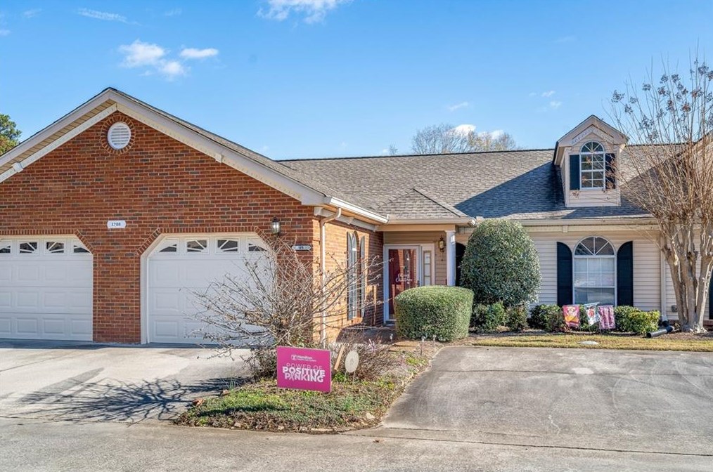 1708 Chestnut Oak Dr #95, Dalton, GA 30721