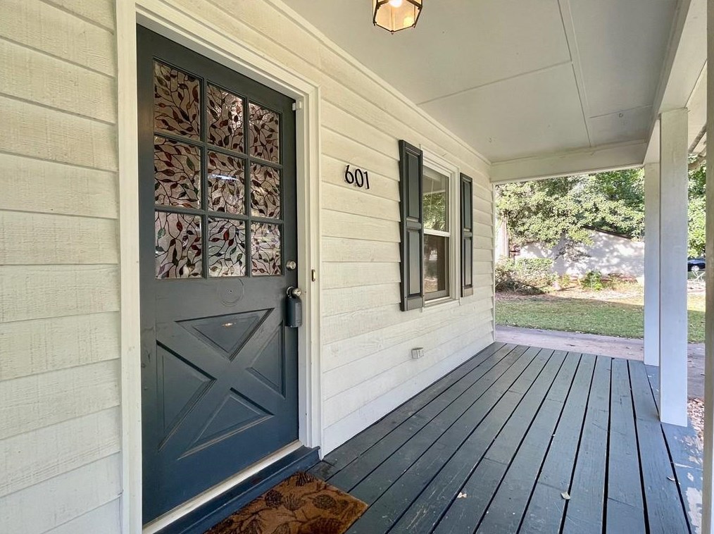 601 Virginia Ave, Suwanee, GA 30024