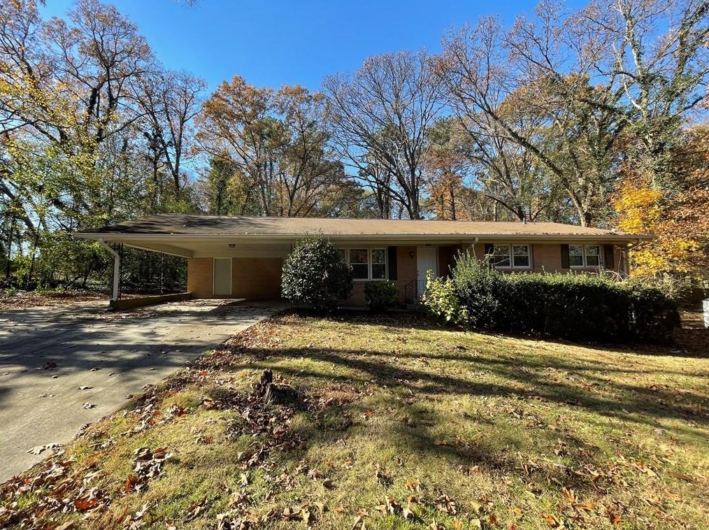 7163 Linda Dr, Lithia Springs, GA 30122